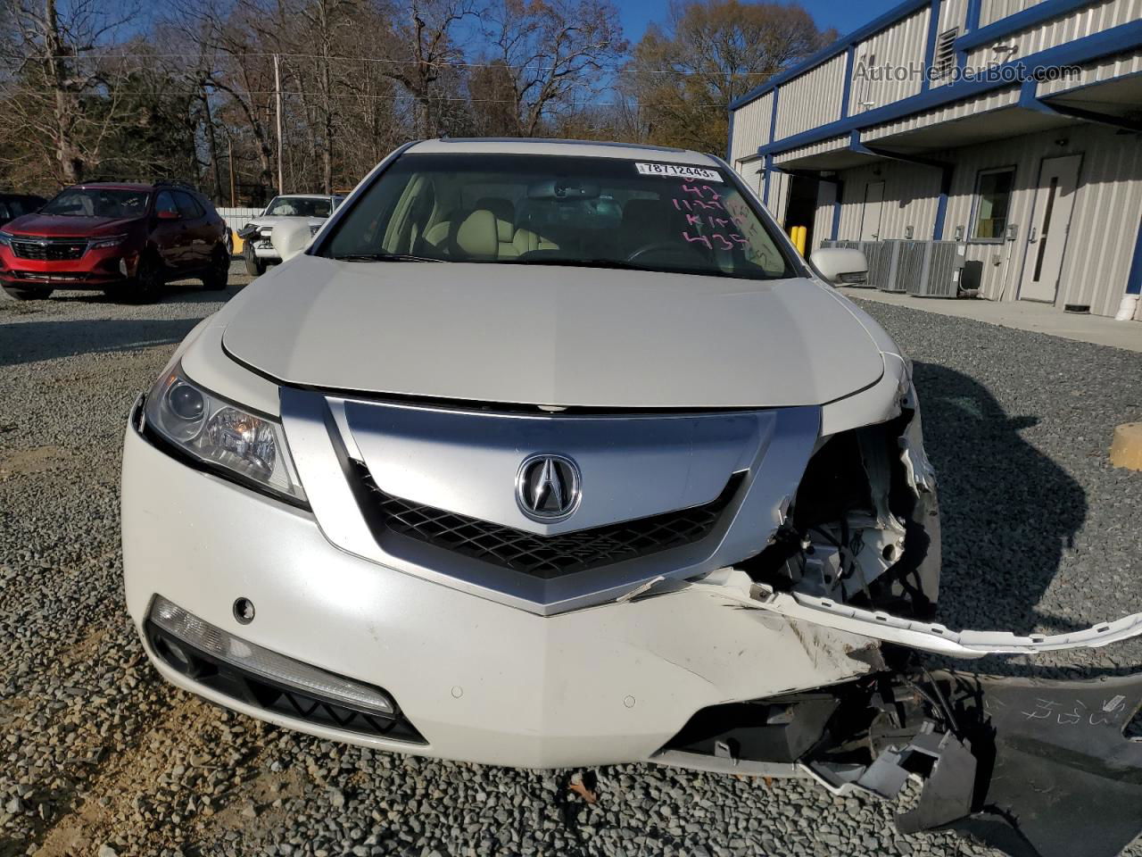 2010 Acura Tl  White vin: 19UUA8F20AA024351