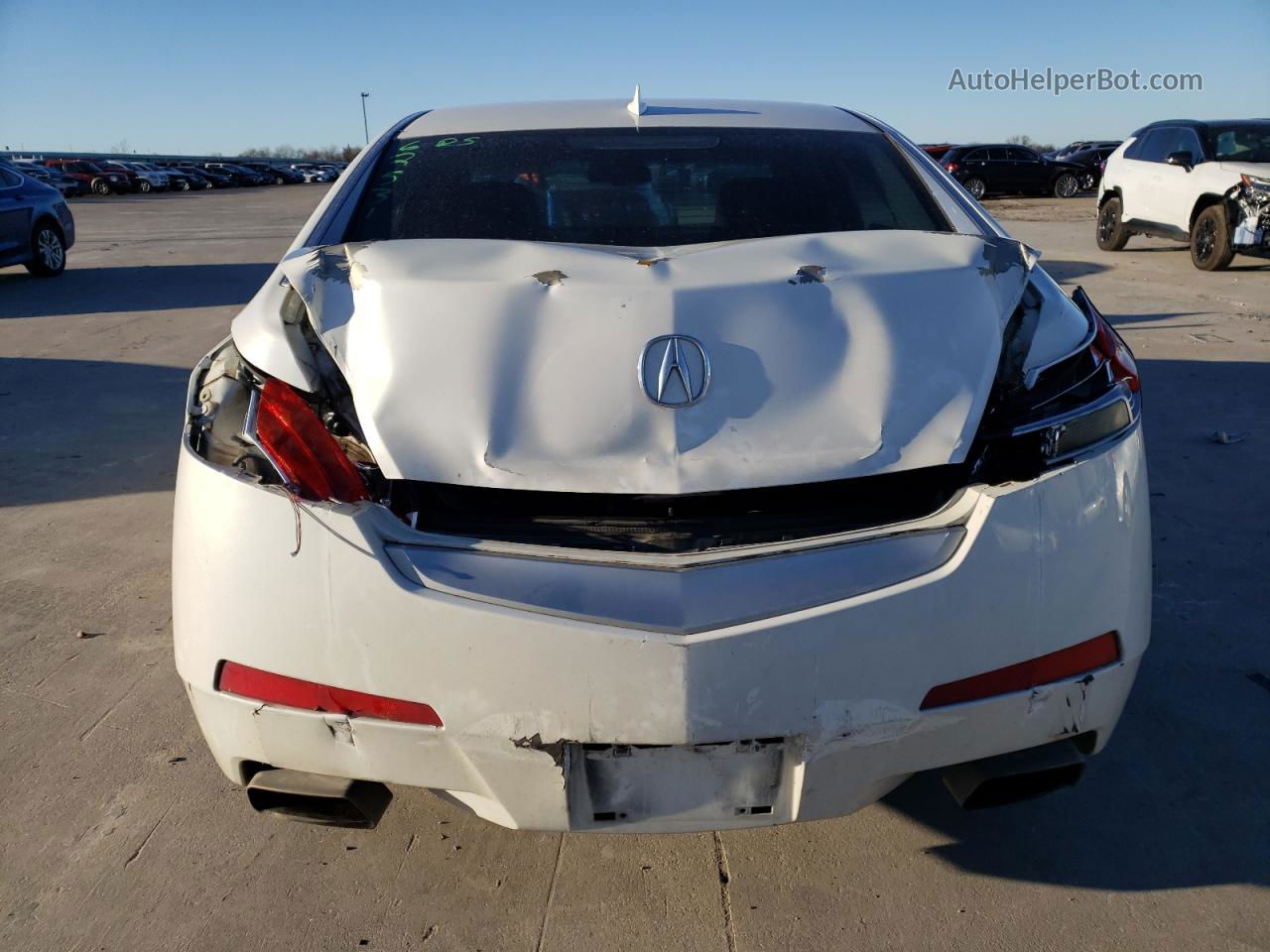 2010 Acura Tl  White vin: 19UUA8F29AA026485