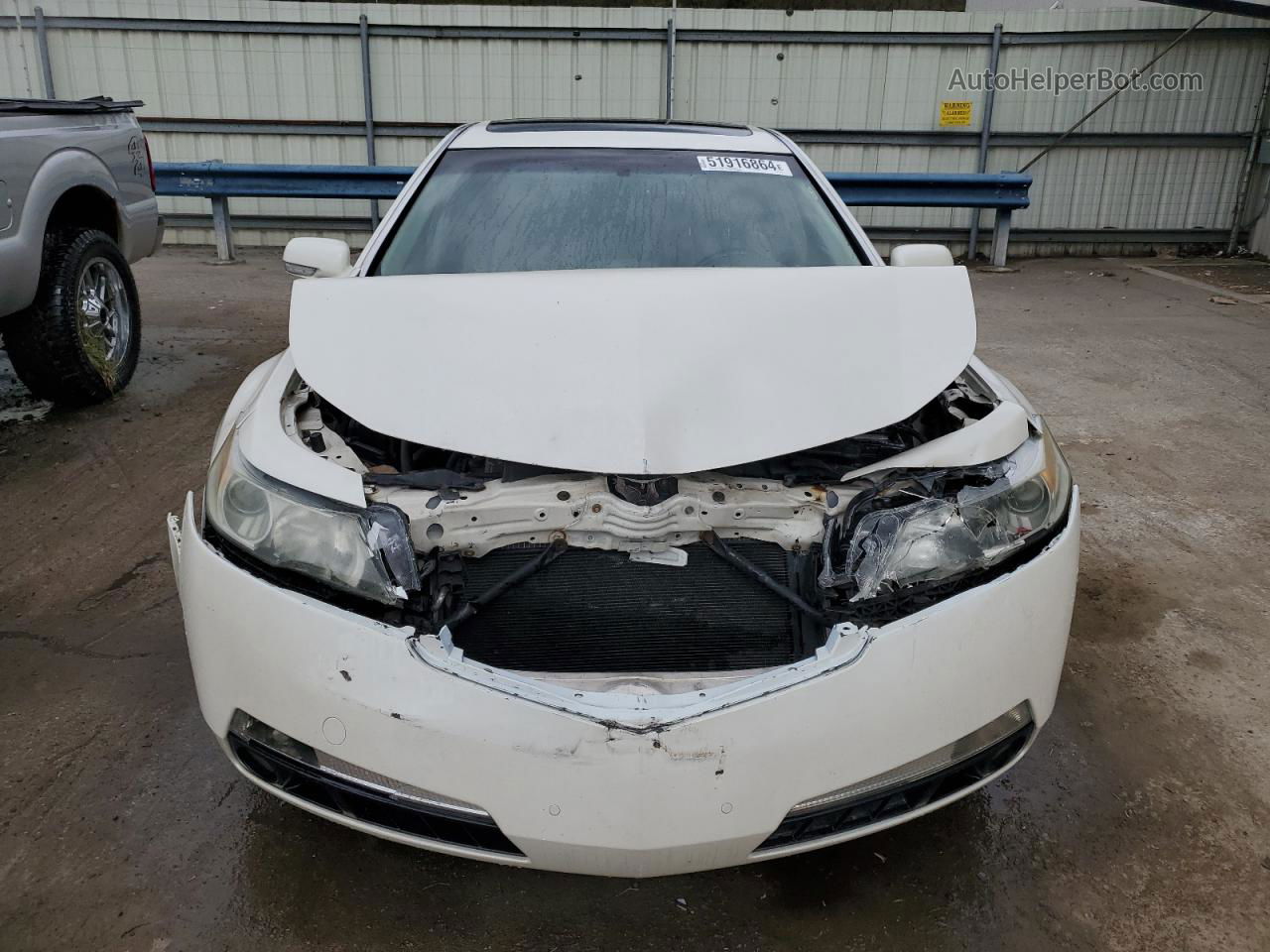 2010 Acura Tl  White vin: 19UUA8F57AA012224