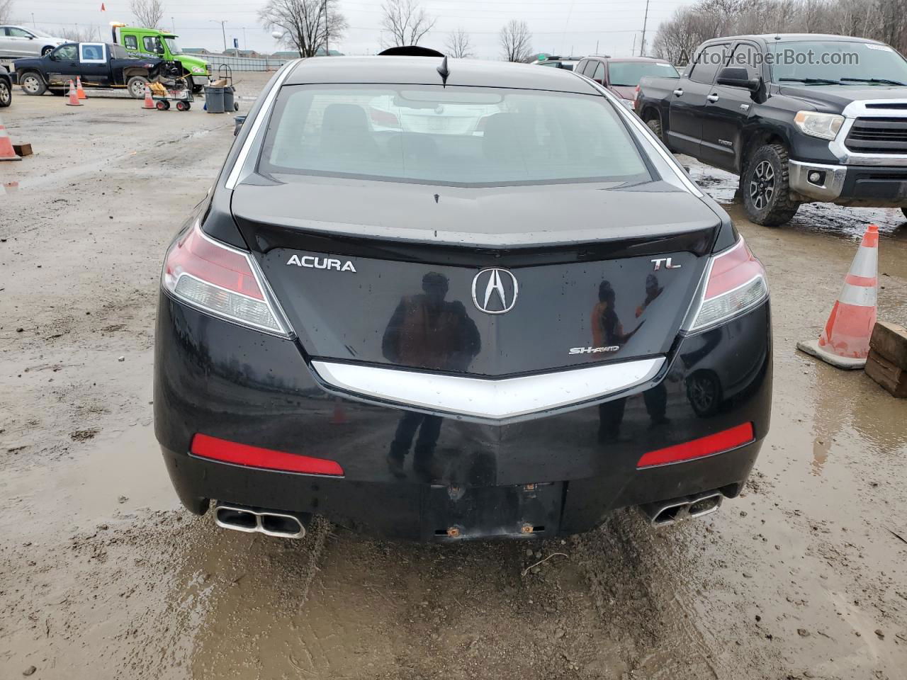 2010 Acura Tl  Black vin: 19UUA9E53AA001096