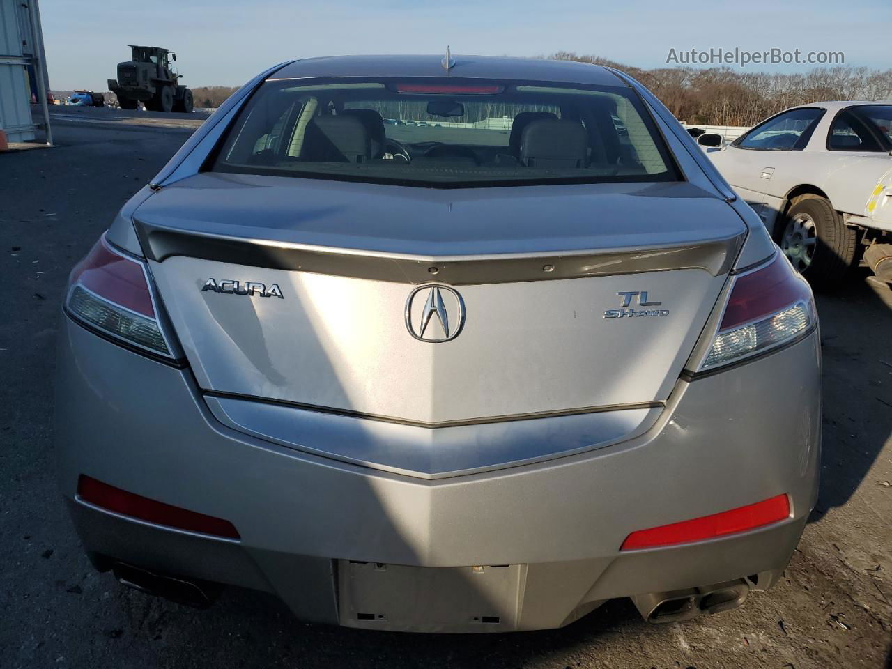 2010 Acura Tl  Серебряный vin: 19UUA9E57AA003143