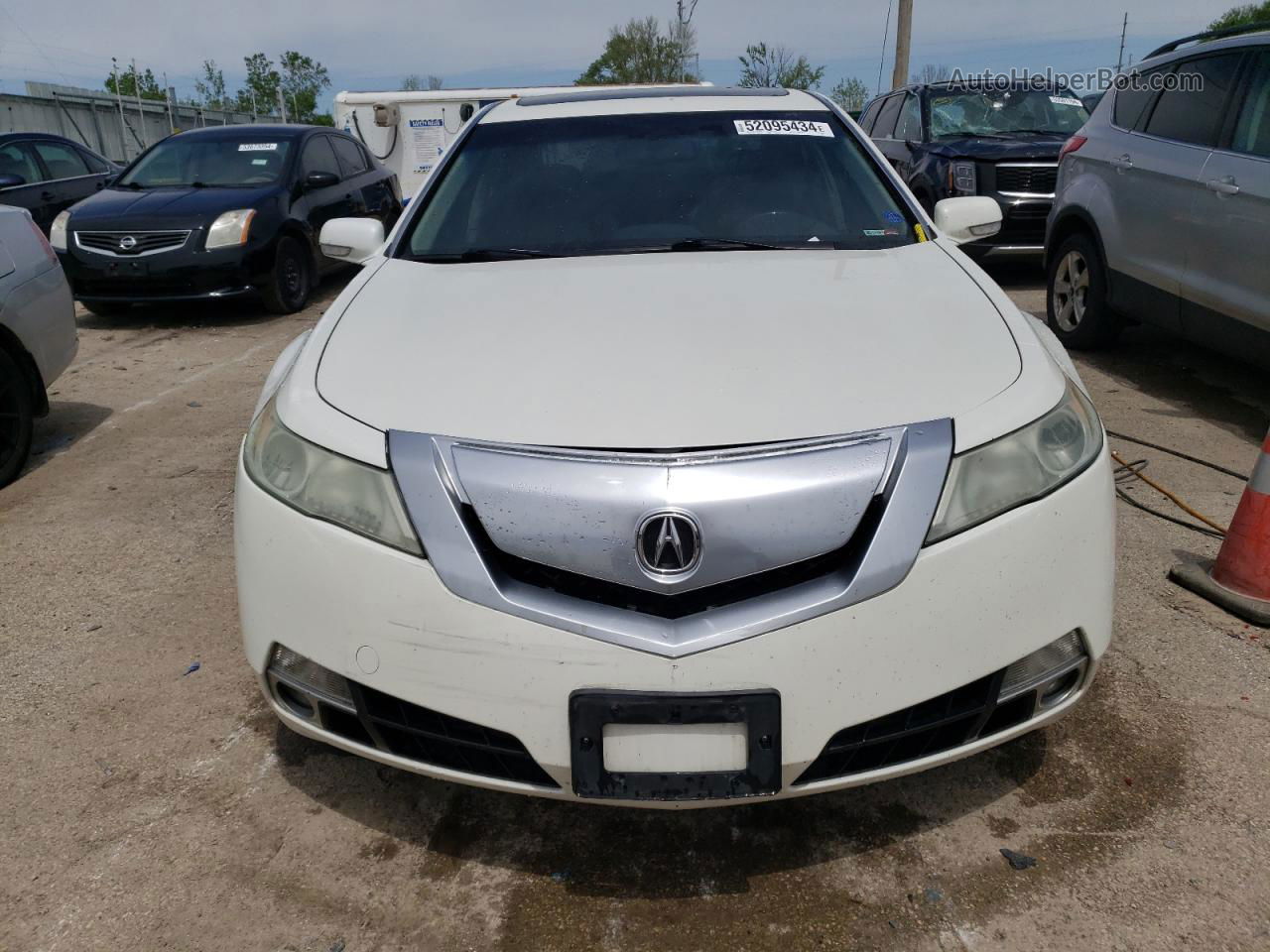 2010 Acura Tl  White vin: 19UUA9F20AA000895