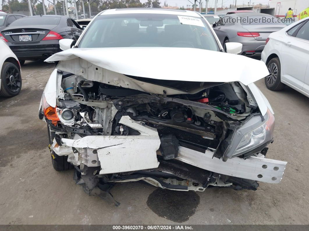 2013 Acura Ilx 2.0l White vin: 19VDE1F35DE021247