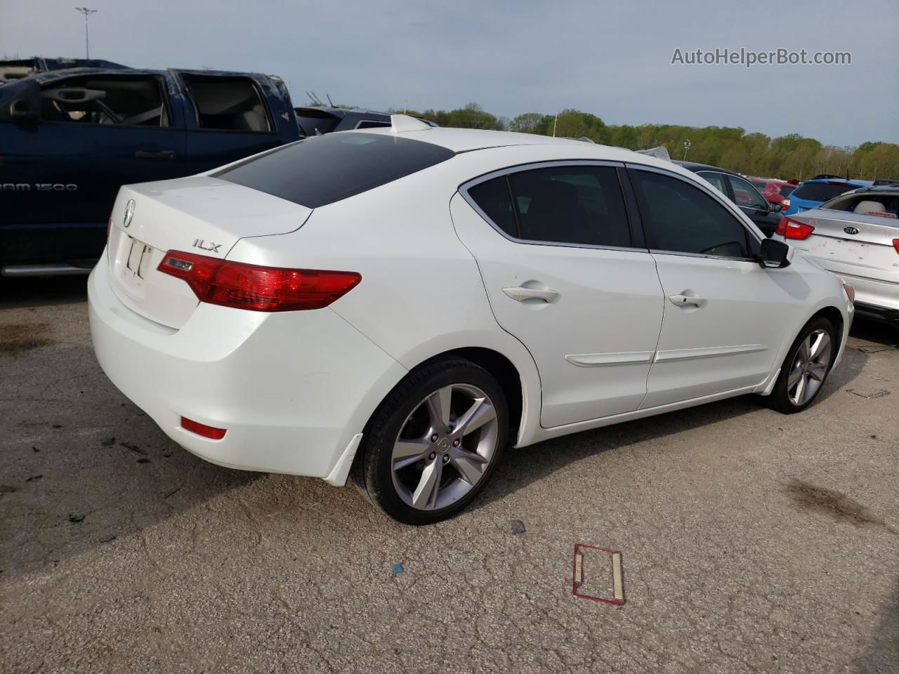 2013 Acura Ilx 20 Premium White vin: 19VDE1F57DE016617