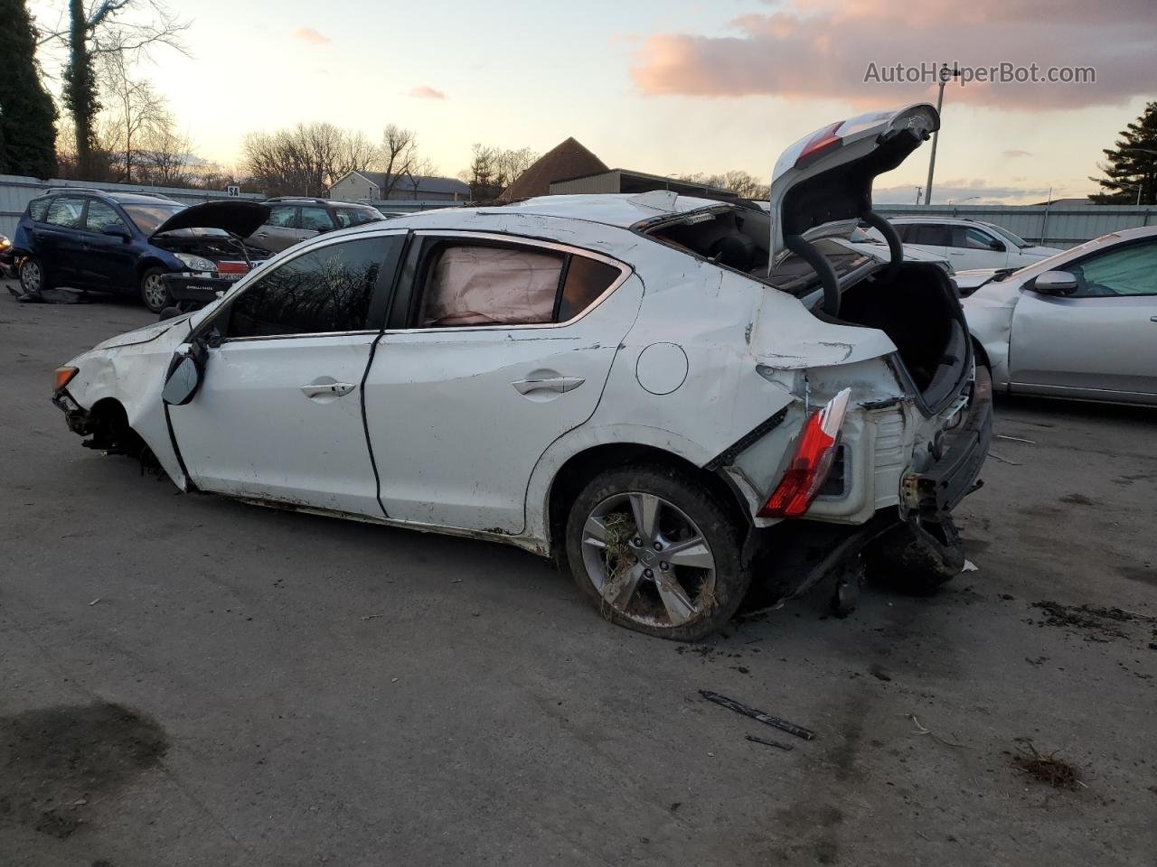 2013 Acura Ilx 20 Premium White vin: 19VDE1F58DE010695