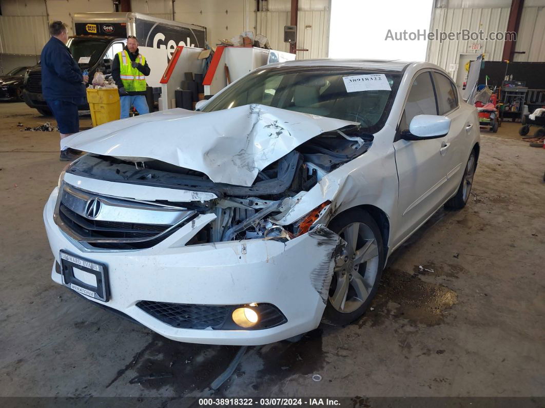 2013 Acura Ilx 2.0l White vin: 19VDE1F74DE012512