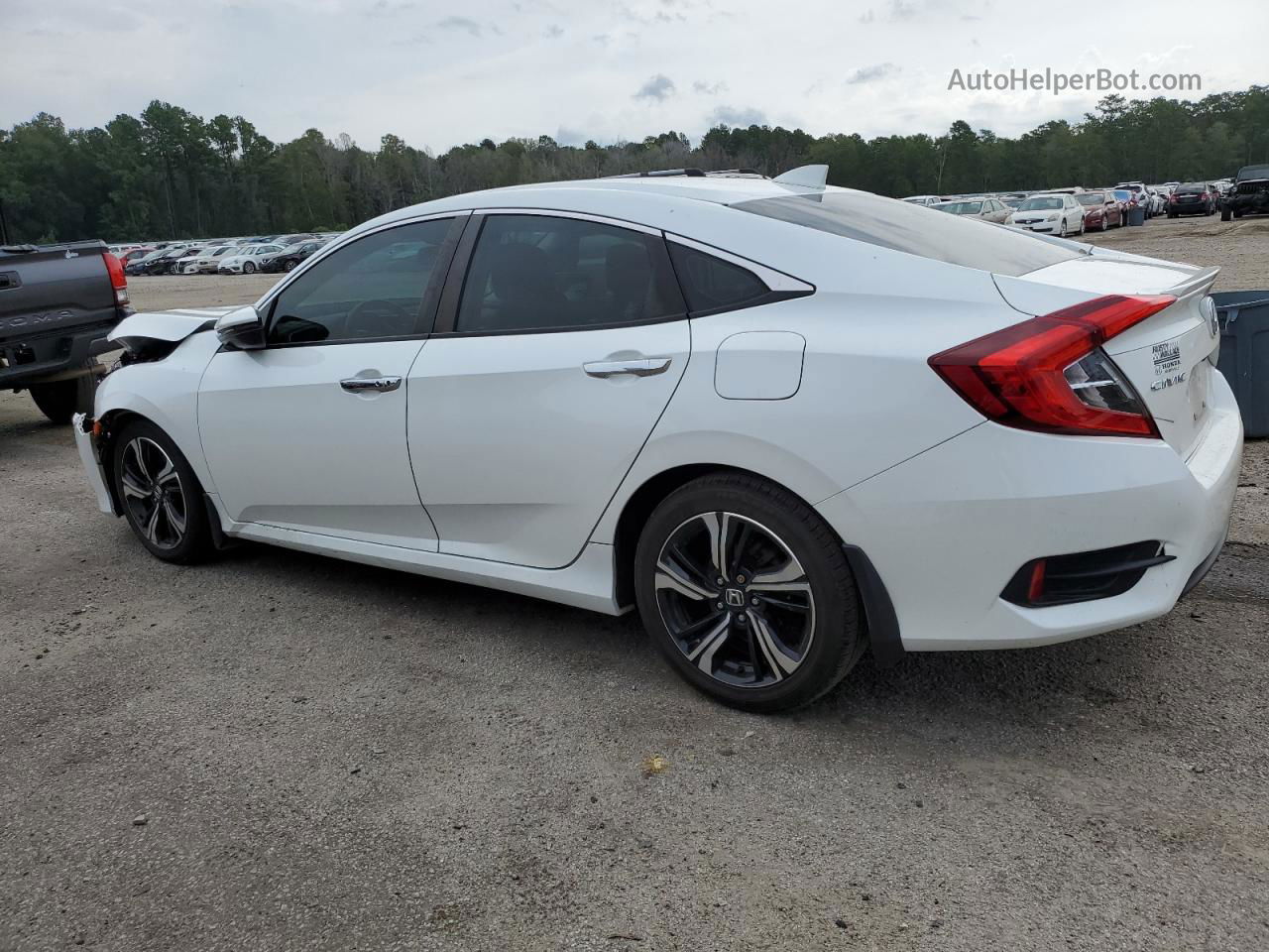 2017 Honda Civic Touring White vin: 19XFC1F98HE011232