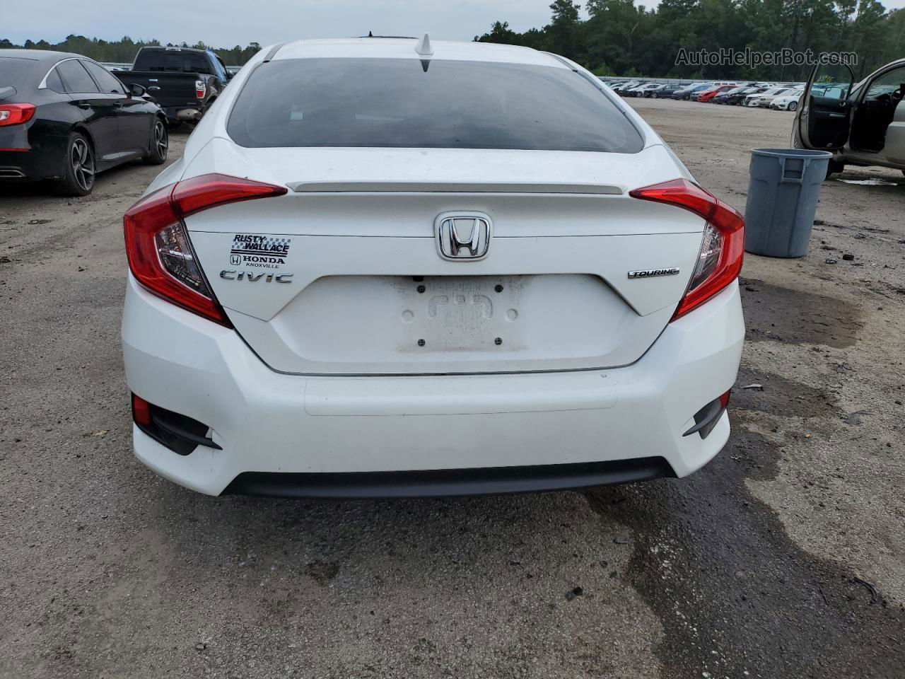 2017 Honda Civic Touring White vin: 19XFC1F98HE011232