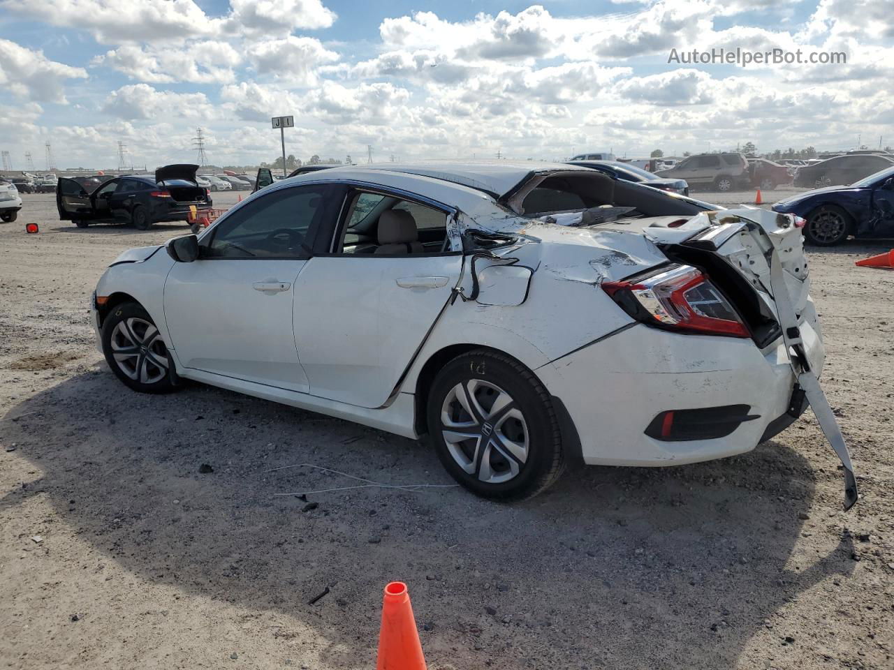 2016 Honda Civic Lx Белый vin: 19XFC2F63GE053723