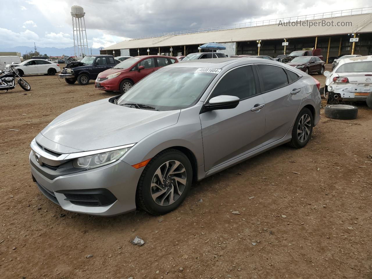 2017 Honda Civic Ex Серебряный vin: 19XFC2F71HE019578