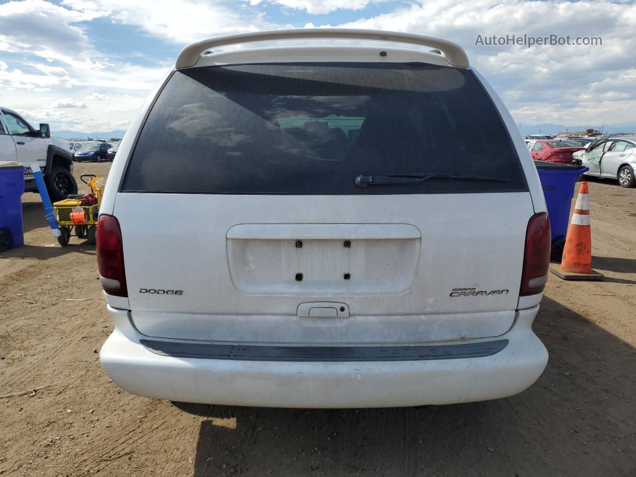 2000 Dodge Grand Caravan Se White vin: 1B4GP44G8YB587649