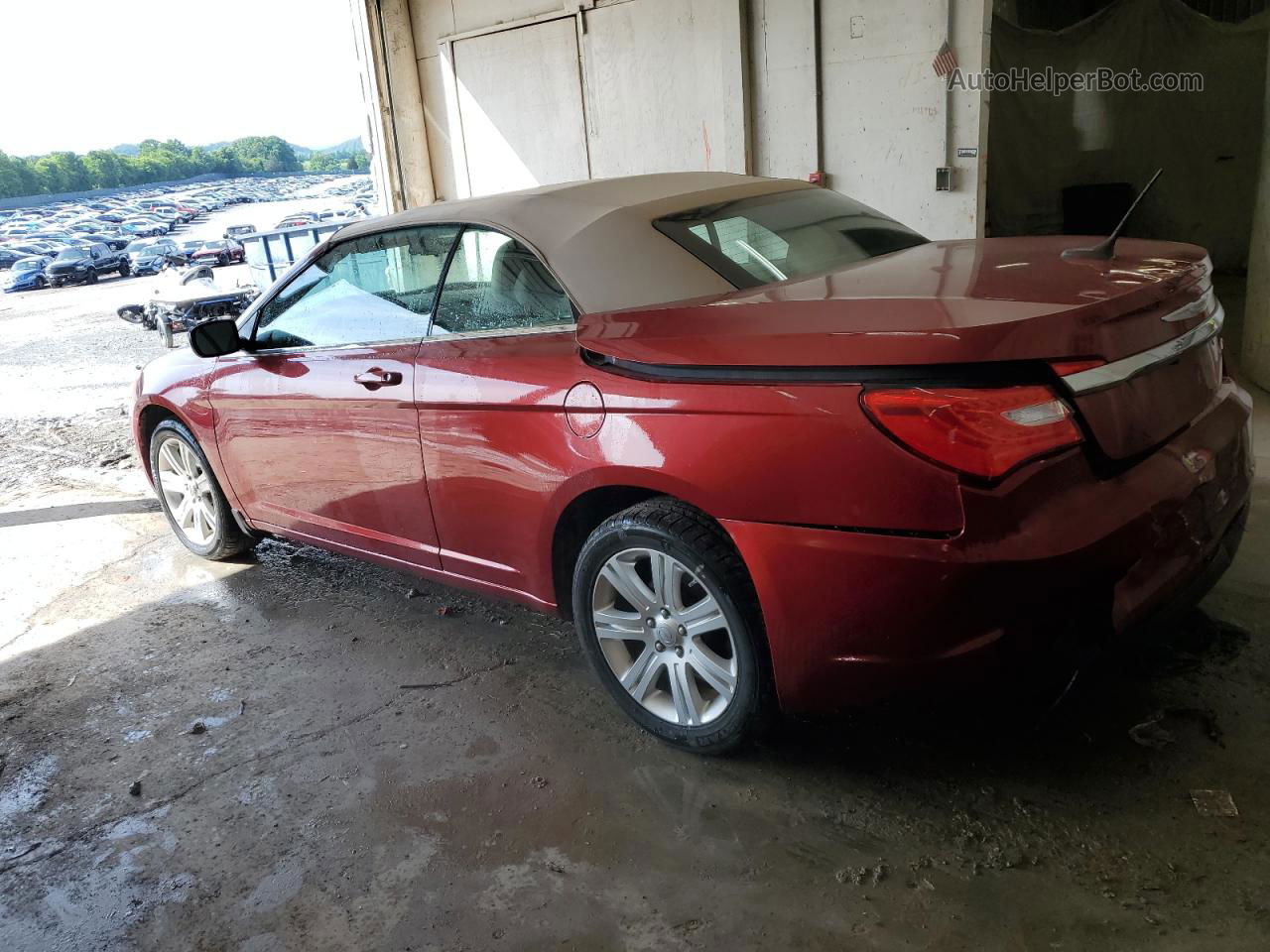 2014 Chrysler 200 Touring Maroon vin: 1C3BCBEB1EN117493