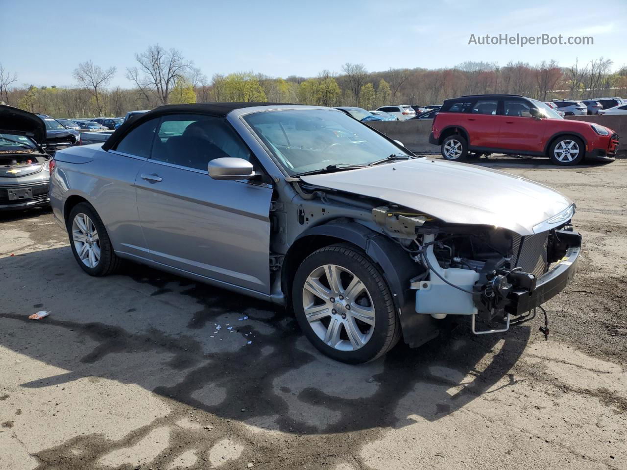 2014 Chrysler 200 Touring Серебряный vin: 1C3BCBEG1EN112029