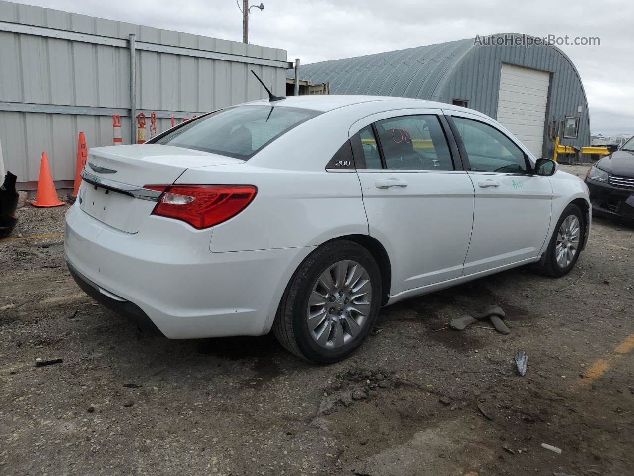 2014 Chrysler 200 Lx White vin: 1C3CCBAB1EN142839