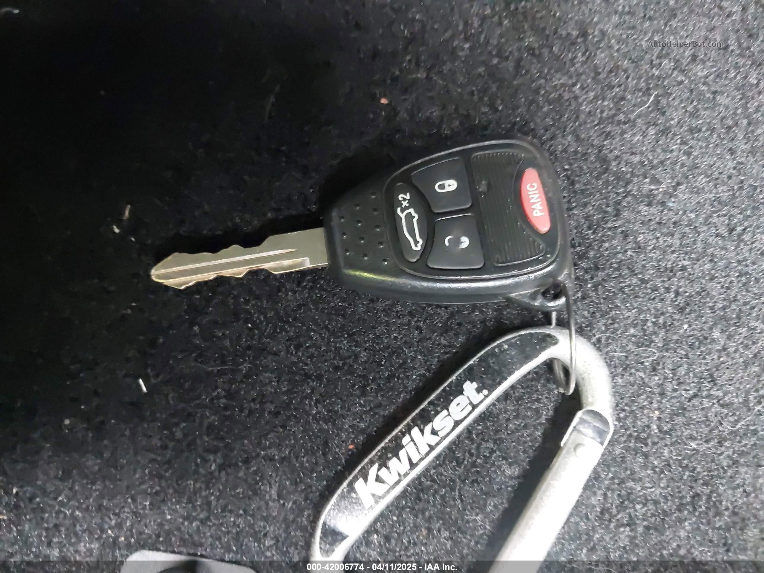 2014 Chrysler 200 Lx Золотой vin: 1C3CCBAB2EN213983