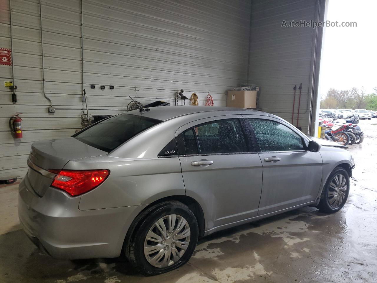 2014 Chrysler 200 Lx Silver vin: 1C3CCBAB8EN142322