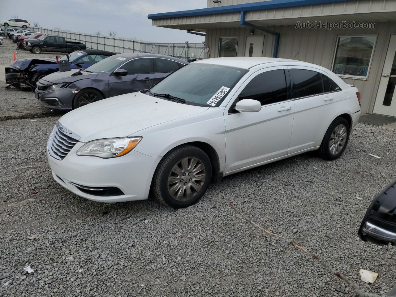 2014 Chrysler 200 Lx White vin: 1C3CCBAB8EN209663