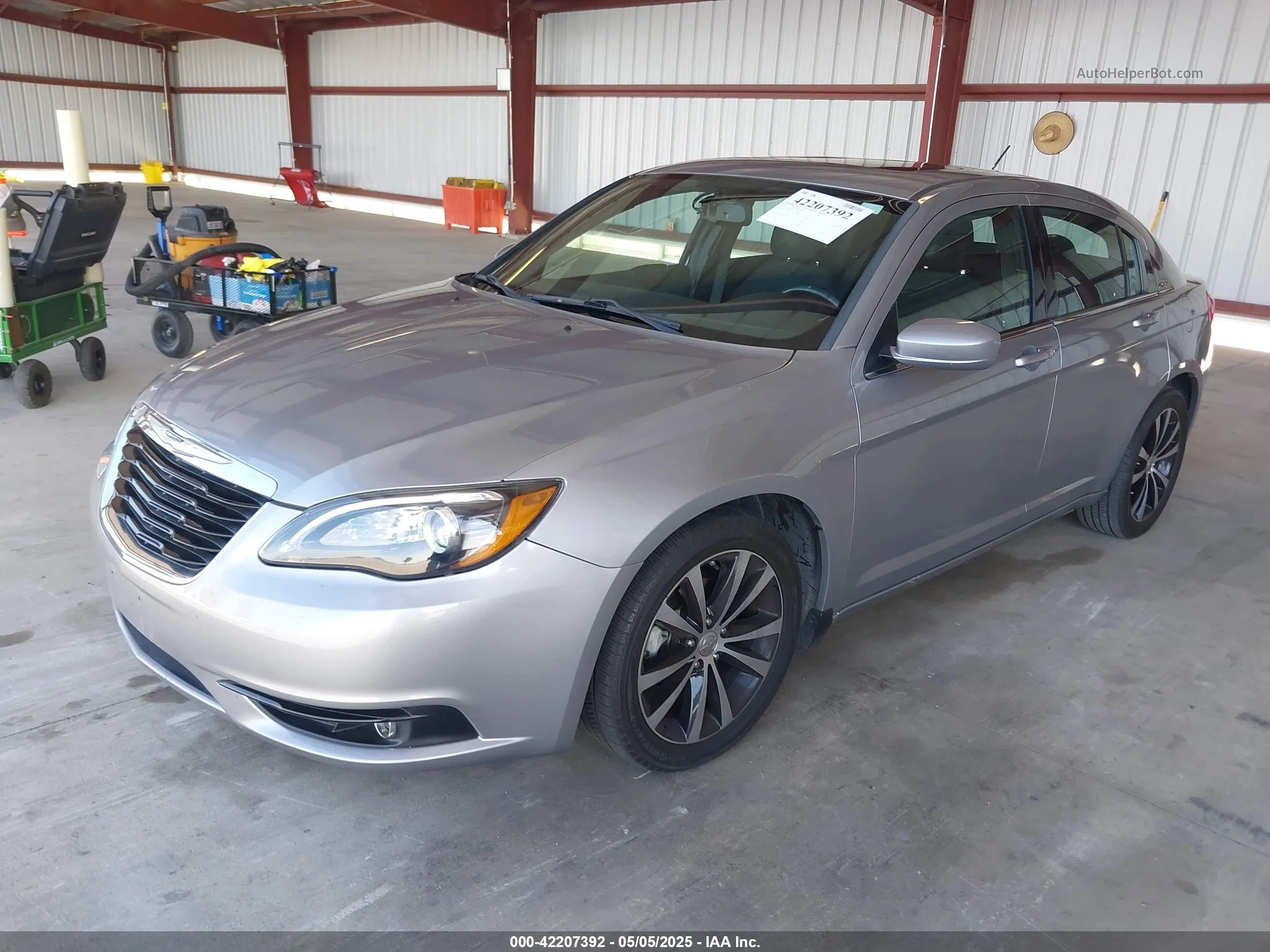 2014 Chrysler 200 Touring Серебряный vin: 1C3CCBBB0EN117901