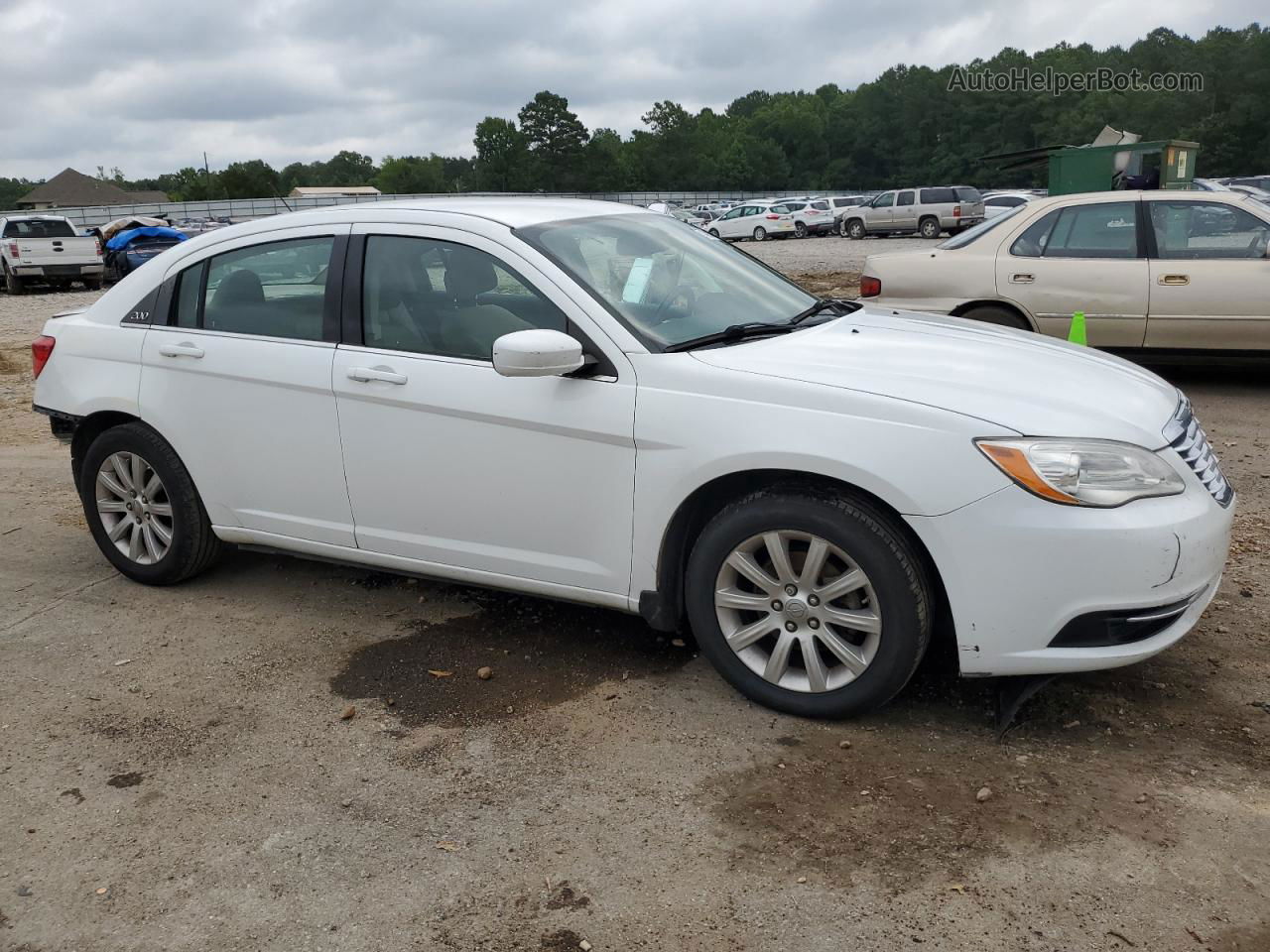 2014 Chrysler 200 Touring Белый vin: 1C3CCBBB0EN119874