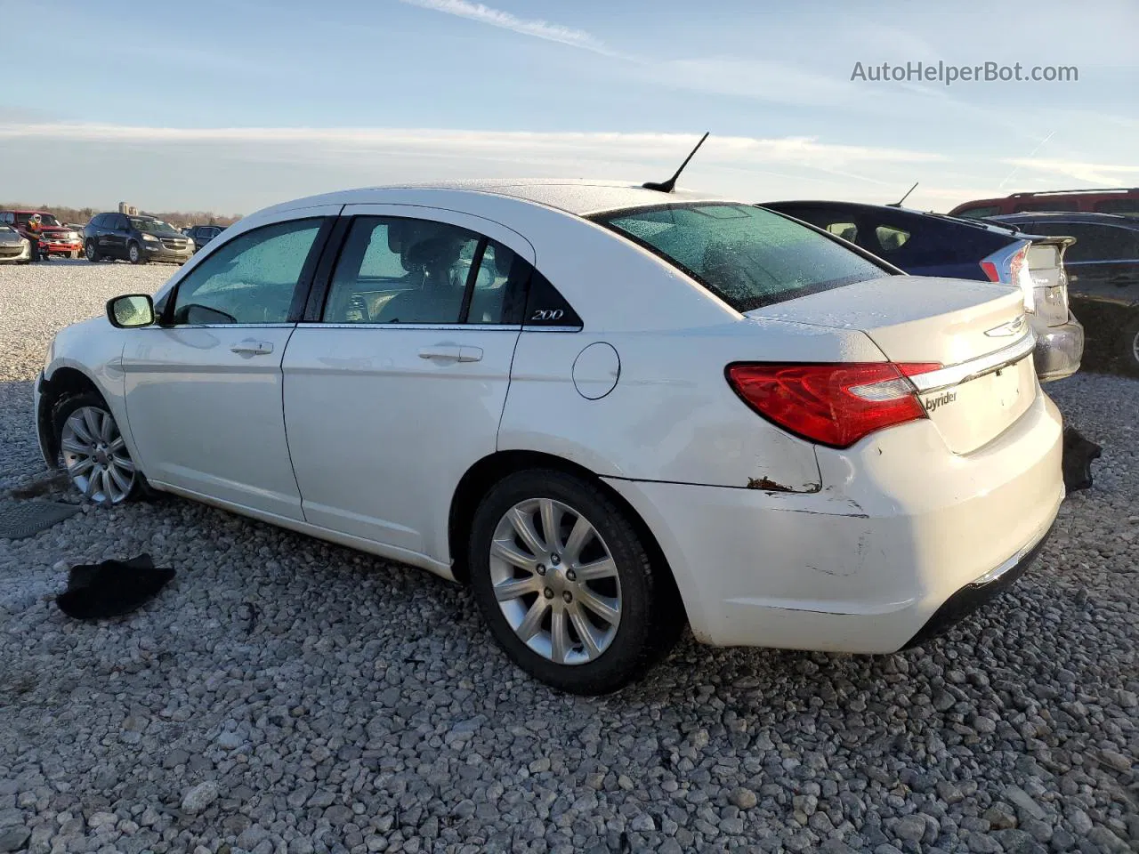 2014 Chrysler 200 Touring Белый vin: 1C3CCBBB4EN100938