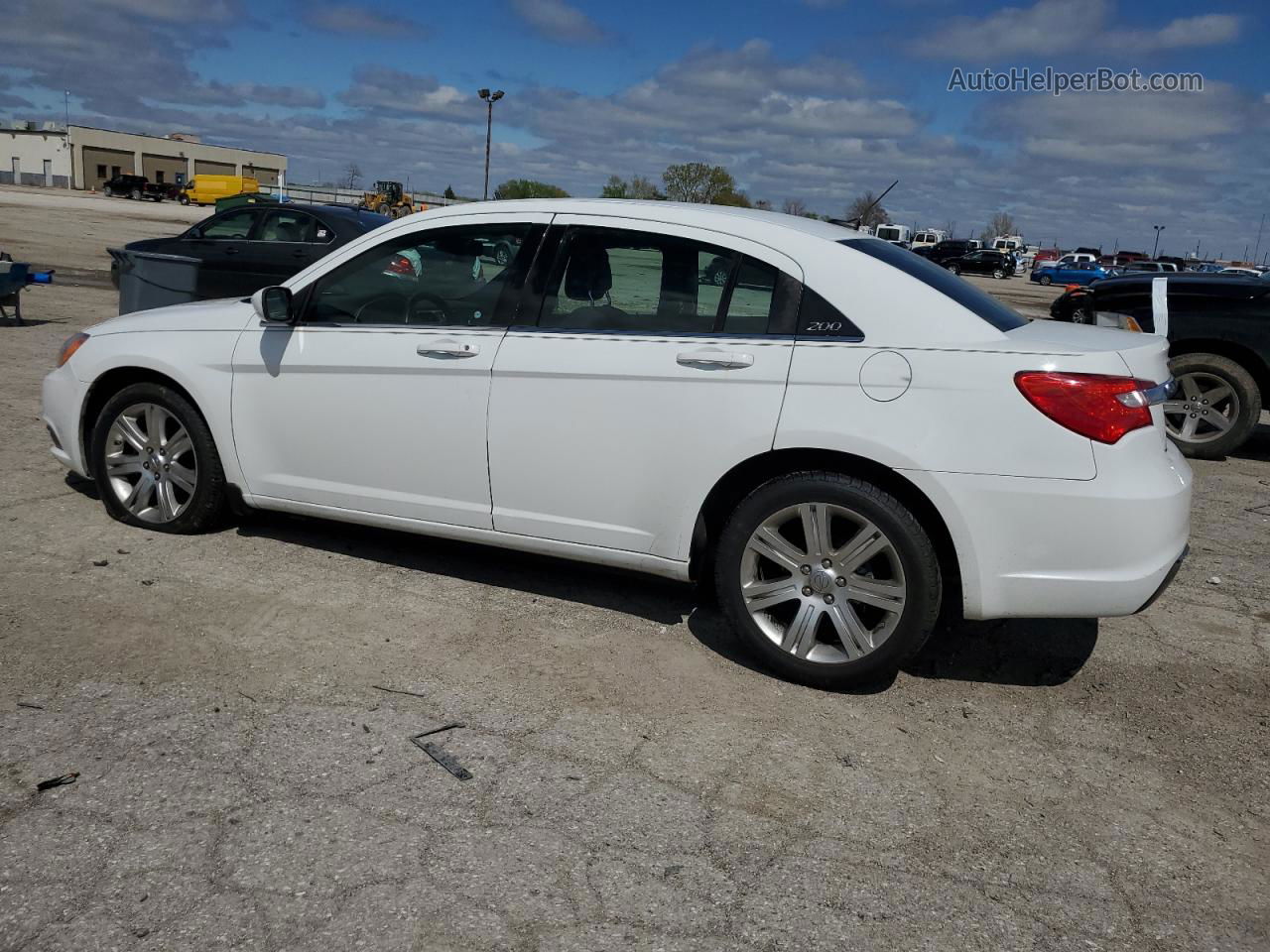 2014 Chrysler 200 Touring White vin: 1C3CCBBB4EN192729