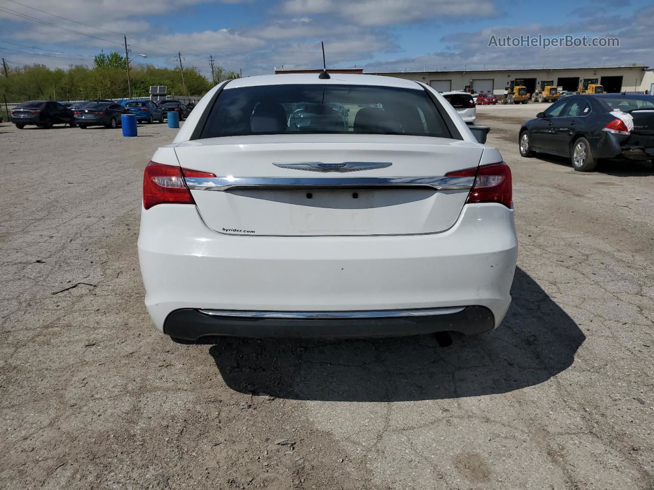 2014 Chrysler 200 Touring White vin: 1C3CCBBB4EN192729