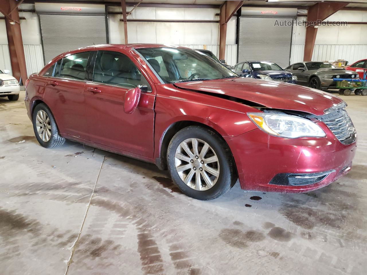 2014 Chrysler 200 Touring Burgundy vin: 1C3CCBBB5EN119014