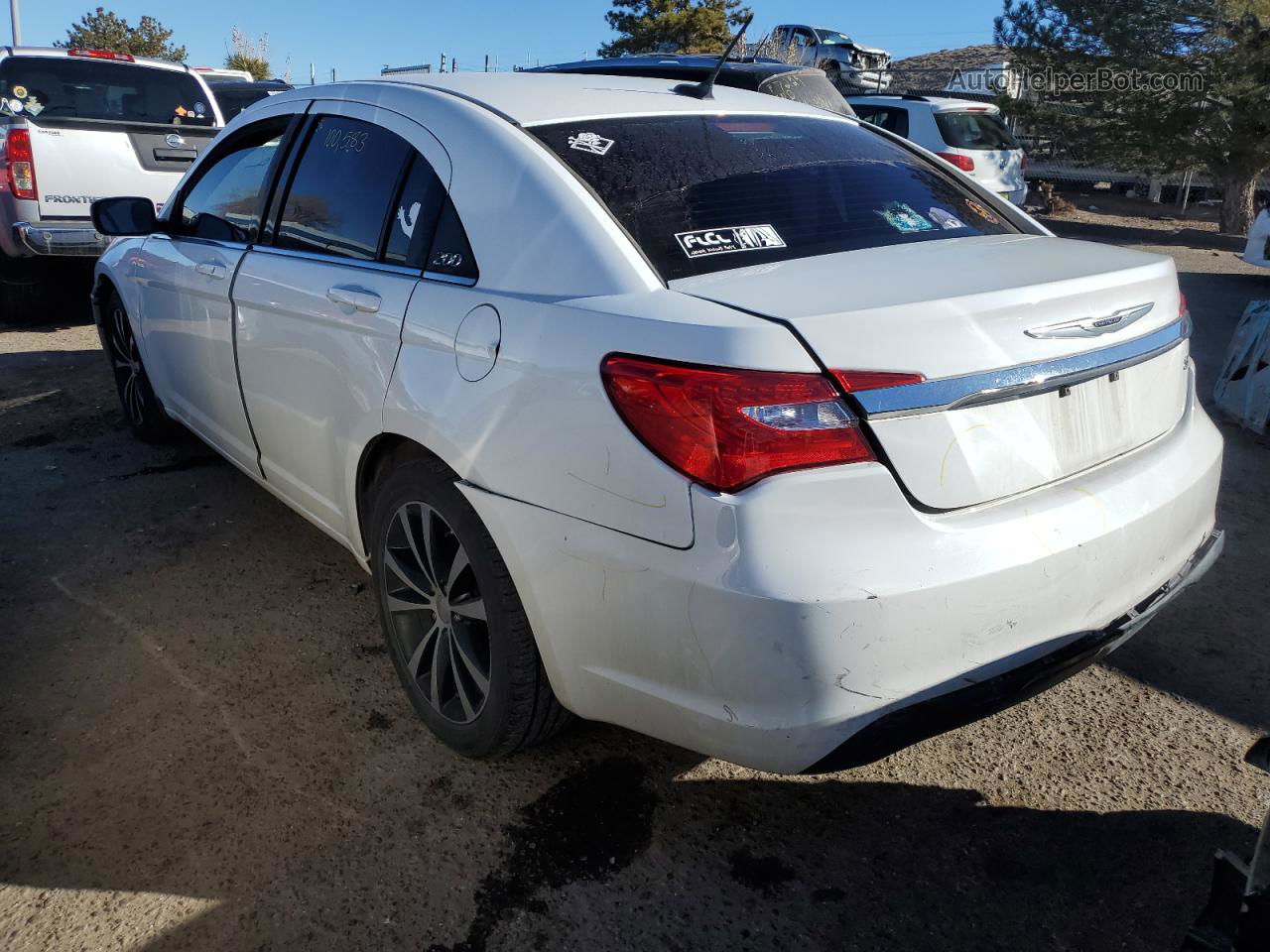 2014 Chrysler 200 Touring White vin: 1C3CCBBB6EN132211