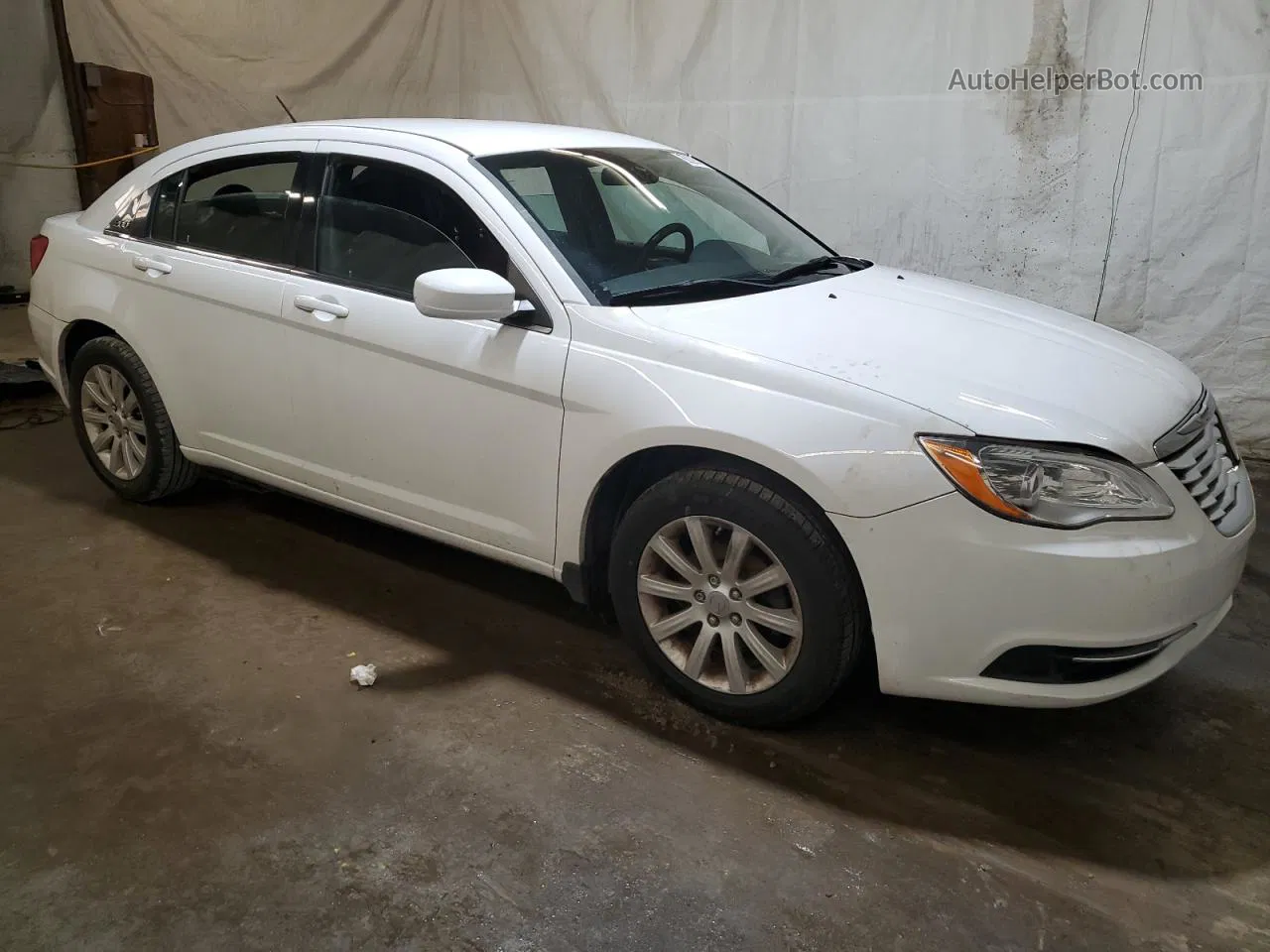 2014 Chrysler 200 Touring White vin: 1C3CCBBB9EN176980