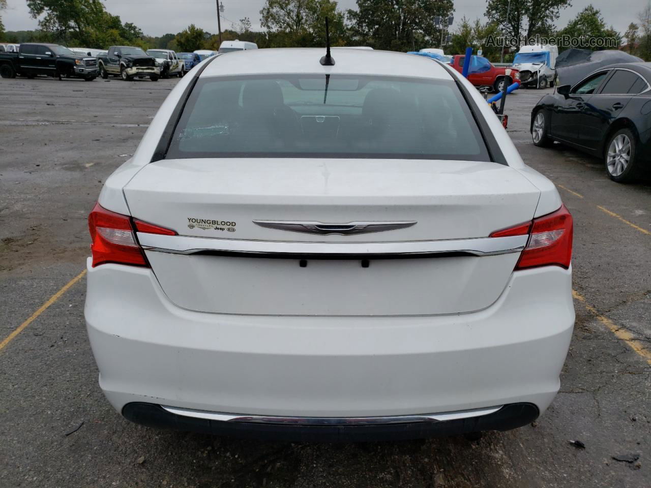 2014 Chrysler 200 Touring Белый vin: 1C3CCBBB9EN185355