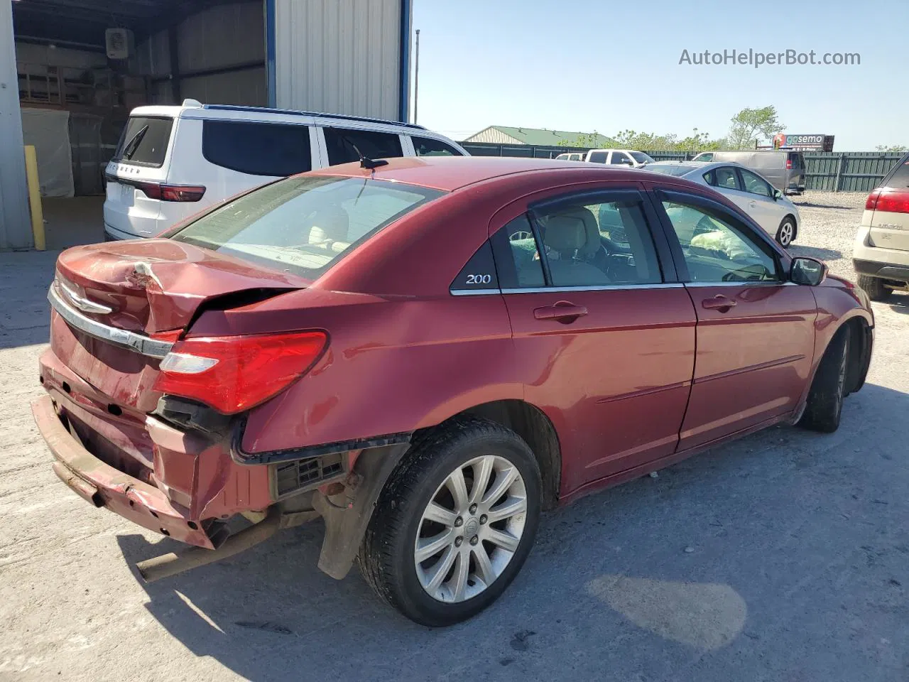 2014 Chrysler 200 Touring Maroon vin: 1C3CCBBBXEN204656