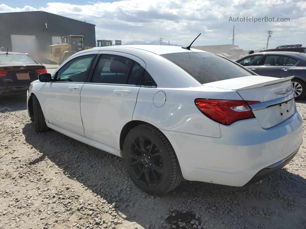 2014 Chrysler 200 Touring Белый vin: 1C3CCBBG0EN171355