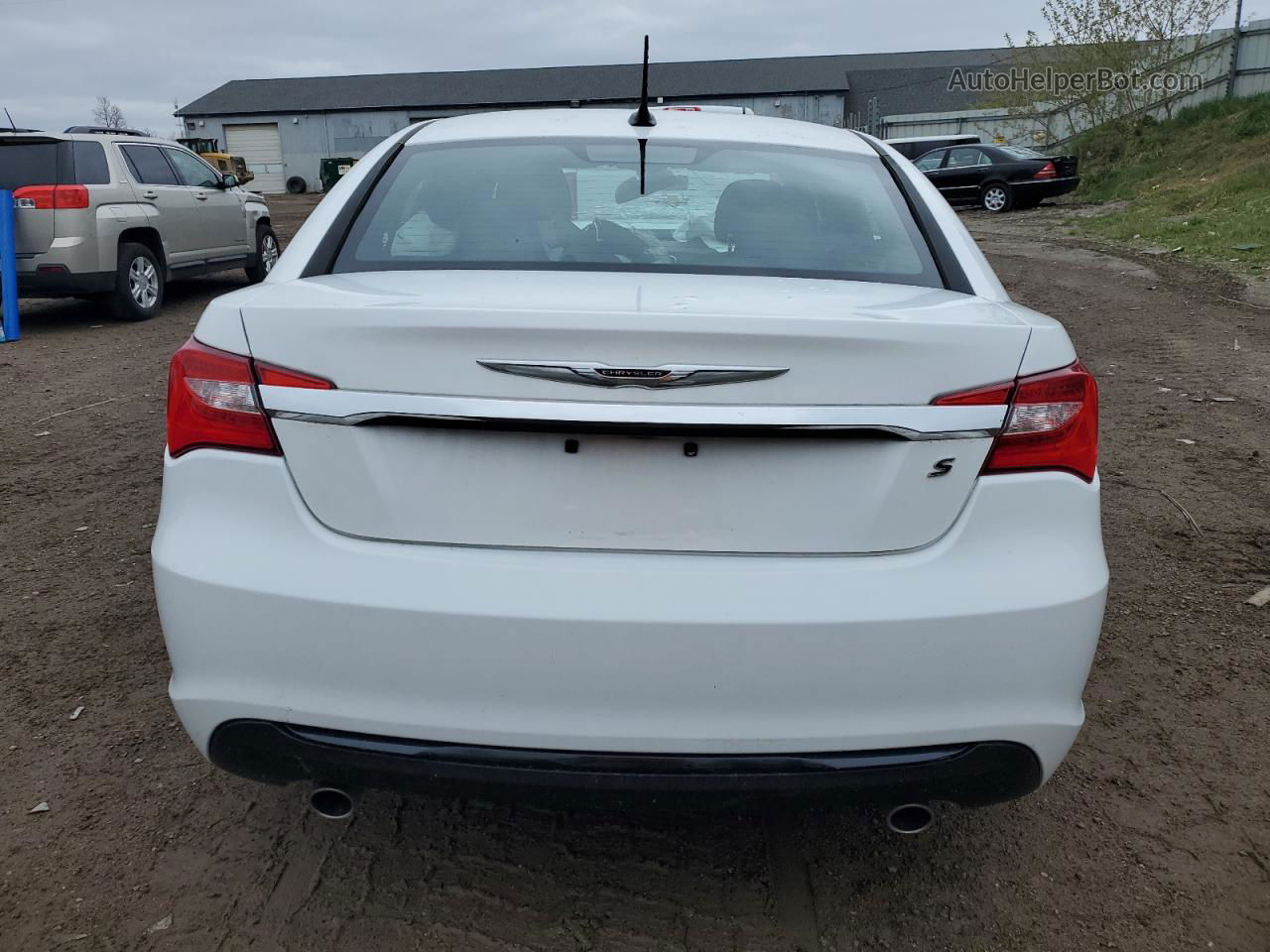 2014 Chrysler 200 Touring White vin: 1C3CCBBG2EN131293