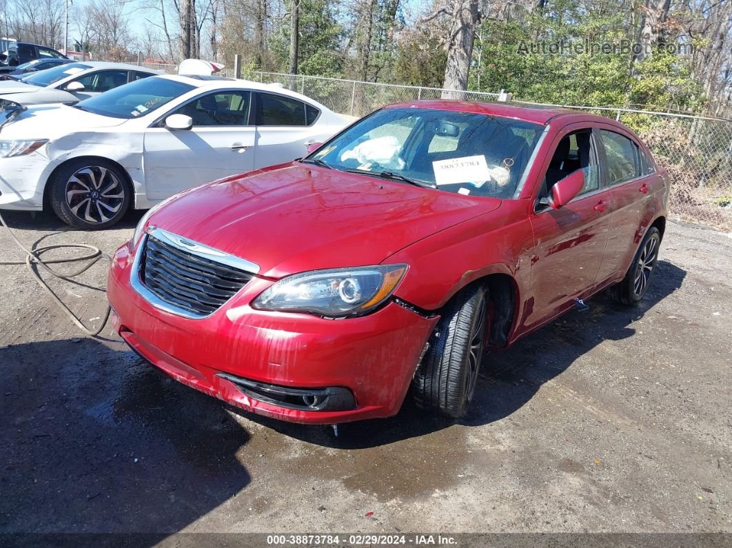 2014 Chrysler 200 Touring Красный vin: 1C3CCBBG6EN193036