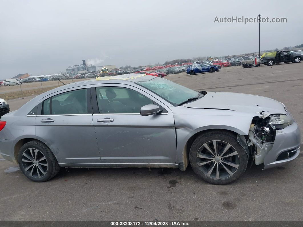 2014 Chrysler 200 Limited Серый vin: 1C3CCBCG0EN192866