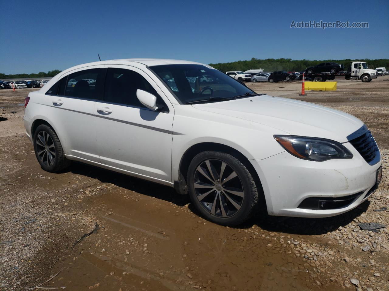 2014 Chrysler 200 Limited White vin: 1C3CCBCG2EN157617