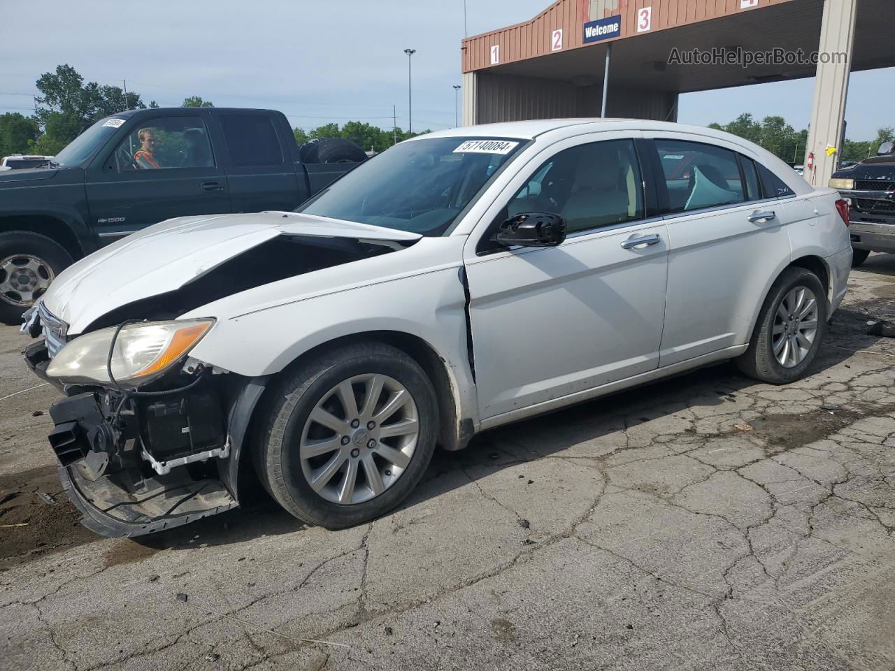 2014 Chrysler 200 Limited White vin: 1C3CCBCG3EN153589