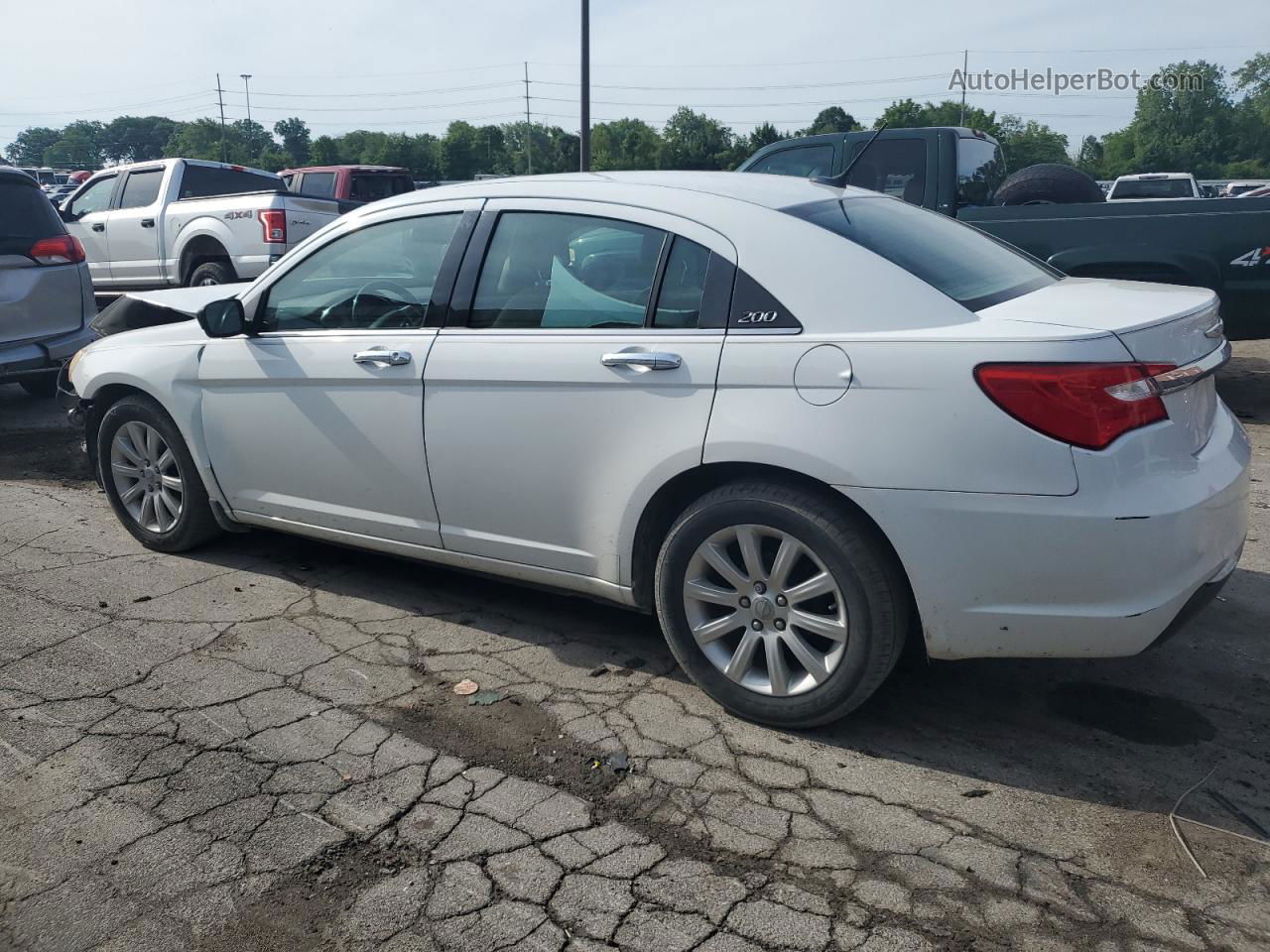 2014 Chrysler 200 Limited White vin: 1C3CCBCG3EN153589