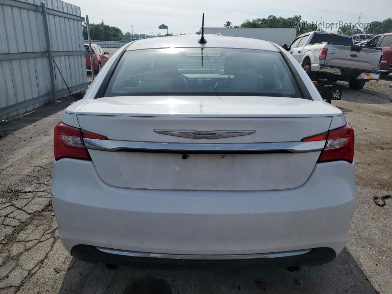 2014 Chrysler 200 Limited Белый vin: 1C3CCBCG3EN153589