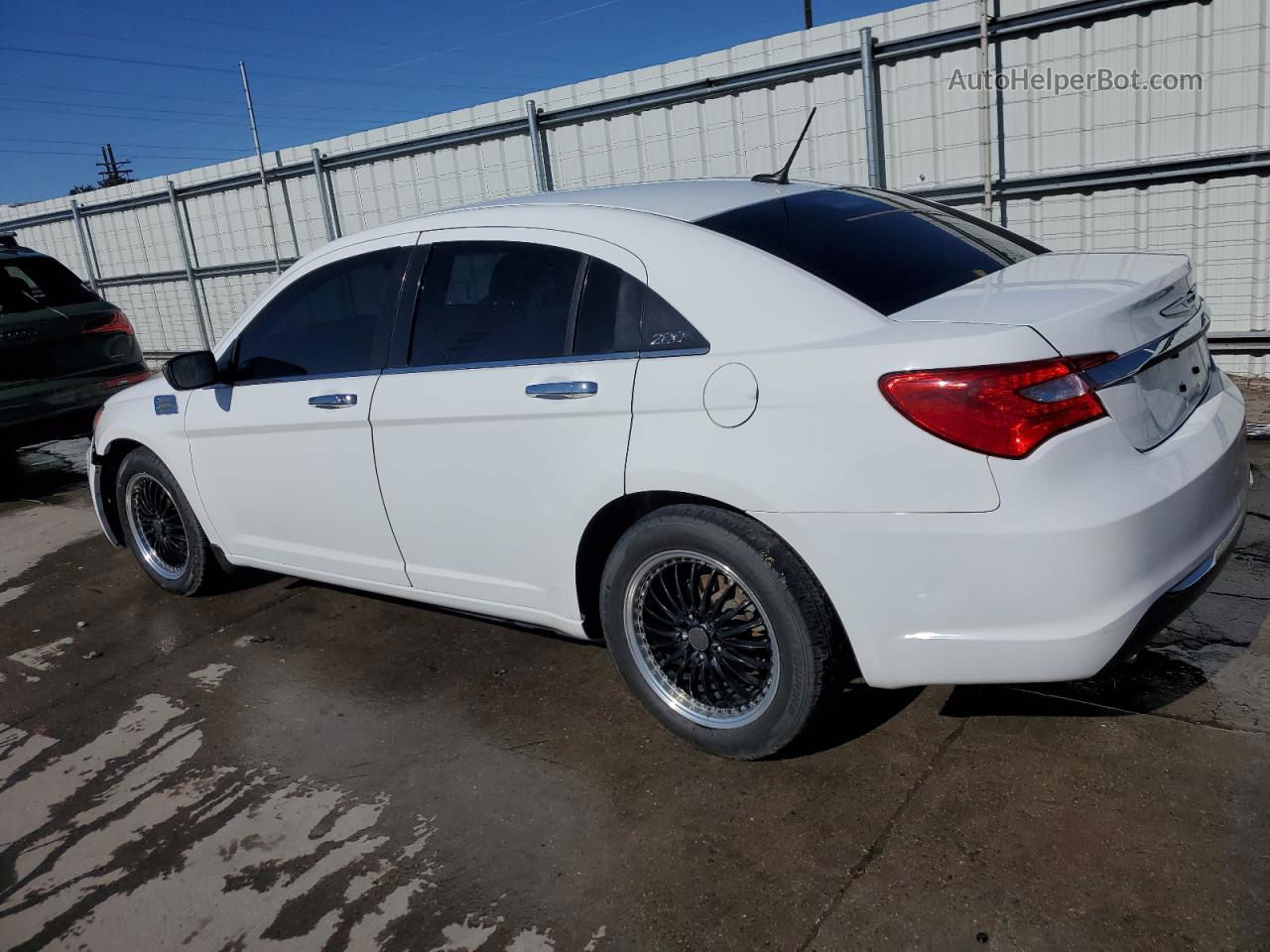 2014 Chrysler 200 Limited White vin: 1C3CCBCG4EN100562