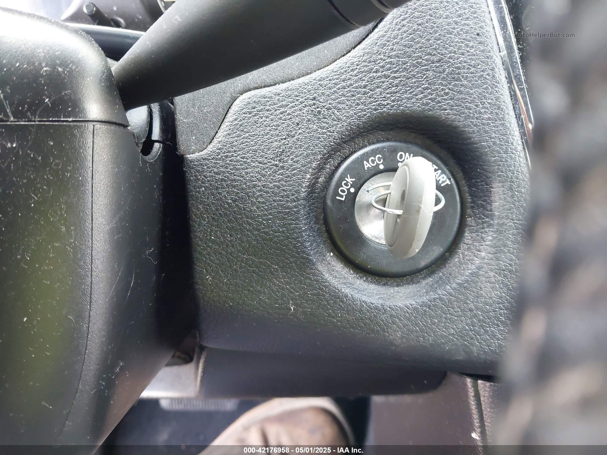 2014 Chrysler 200 Limited Синий vin: 1C3CCBCG5EN185590