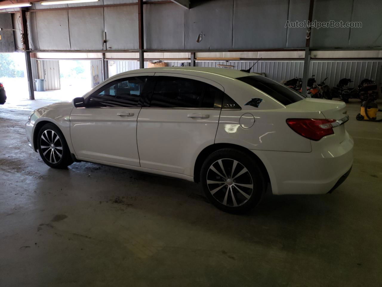 2014 Chrysler 200 Limited White vin: 1C3CCBCG9EN103523