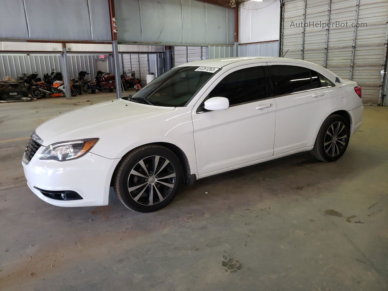 2014 Chrysler 200 Limited White vin: 1C3CCBCG9EN103523