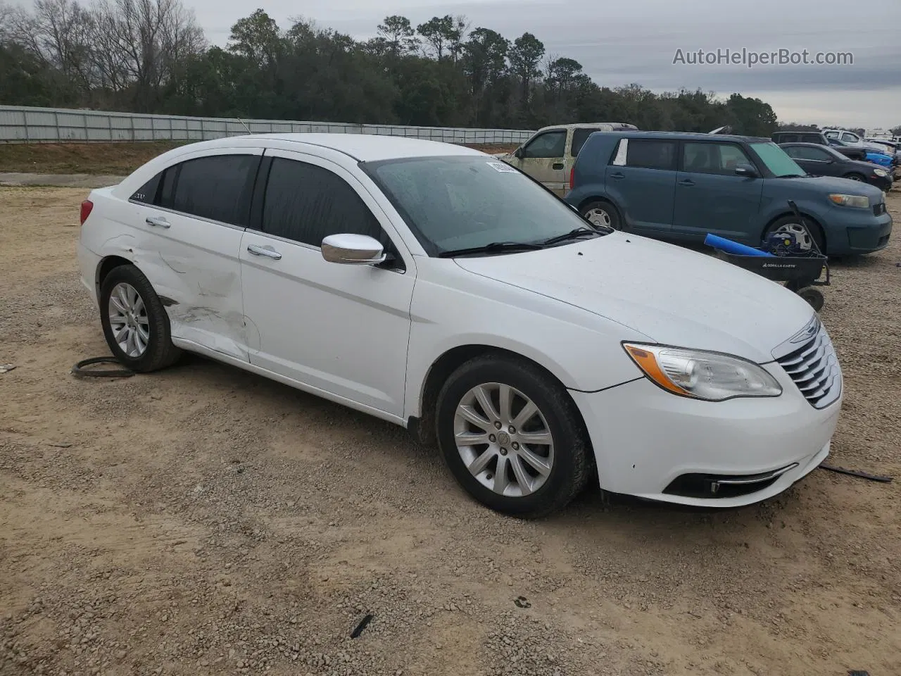 2014 Chrysler 200 Limited White vin: 1C3CCBCG9EN107717