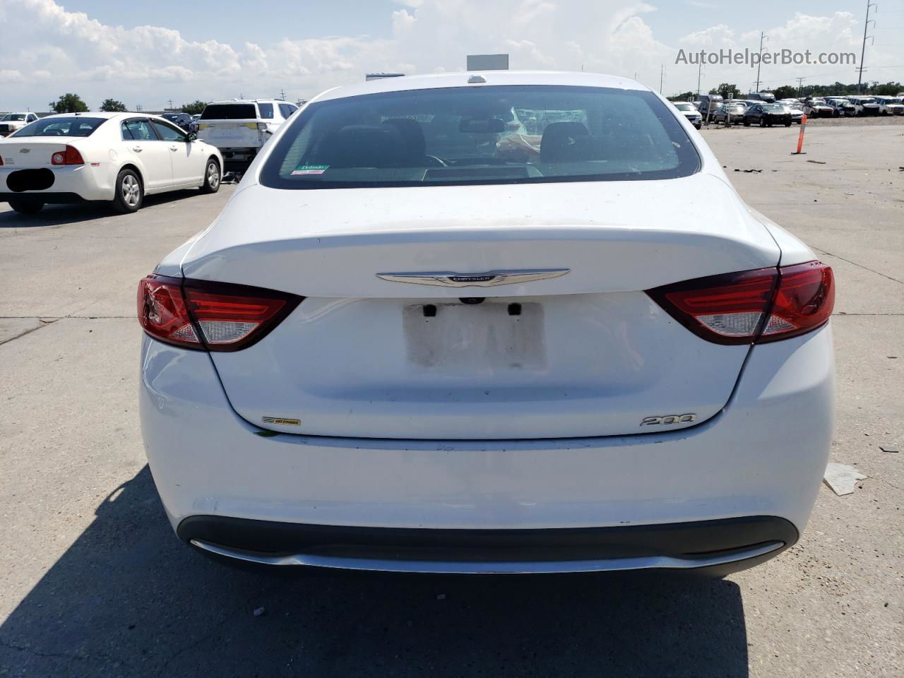 2015 Chrysler 200 Limited White vin: 1C3CCCAB0FN691911