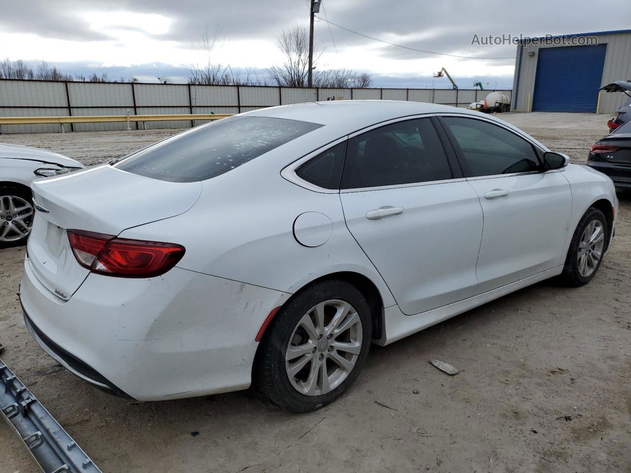 2016 Chrysler 200 Limited White vin: 1C3CCCAB1GN151226