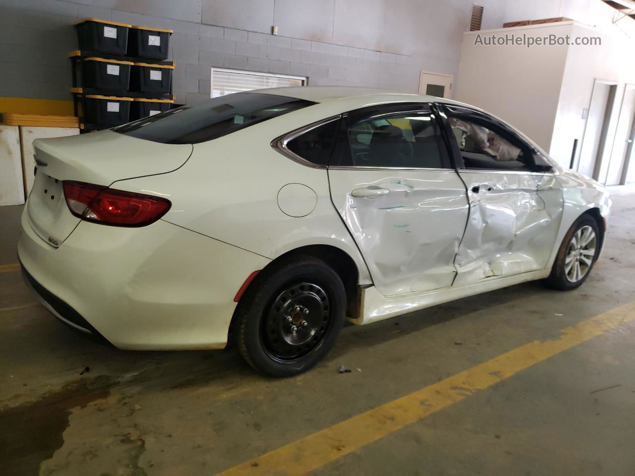 2016 Chrysler 200 Limited White vin: 1C3CCCAB2GN137481