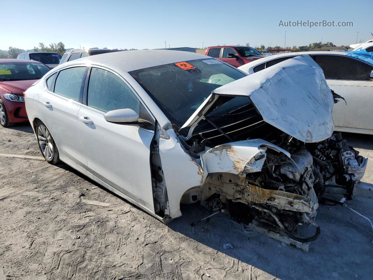 2015 Chrysler 200 Limited White vin: 1C3CCCAB4FN577250