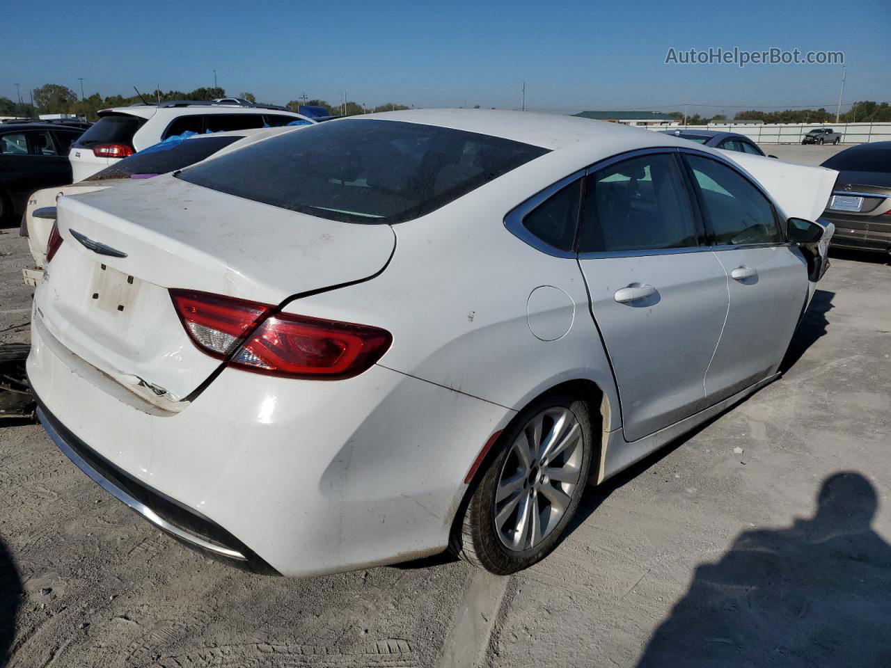 2015 Chrysler 200 Limited White vin: 1C3CCCAB4FN577250