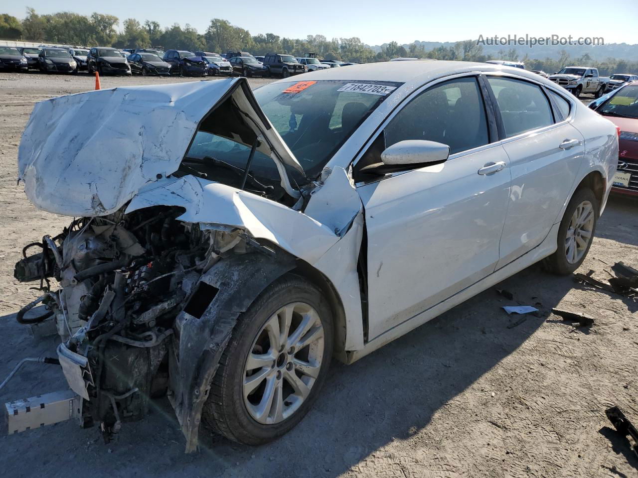 2015 Chrysler 200 Limited Белый vin: 1C3CCCAB4FN577250